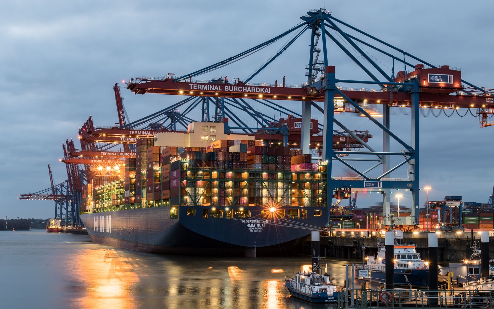 Container Port and Global Logistics Hub